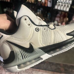 Nike womens basketball Sneakers. Worn one season. No laces 7.5